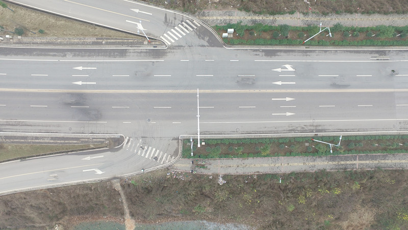 真实道路俯视影像